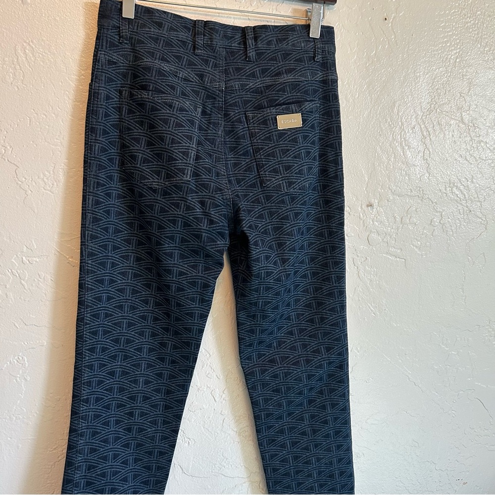 ESCADA Jeans - Picture 4 of 8